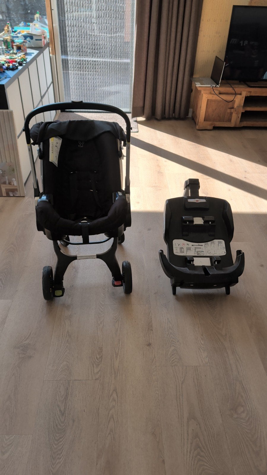 Doona autostoel met geïntegreerd onderstel en Isofix, Gebruikt, Isofix, 0 t/m 13 kg, Ophalen