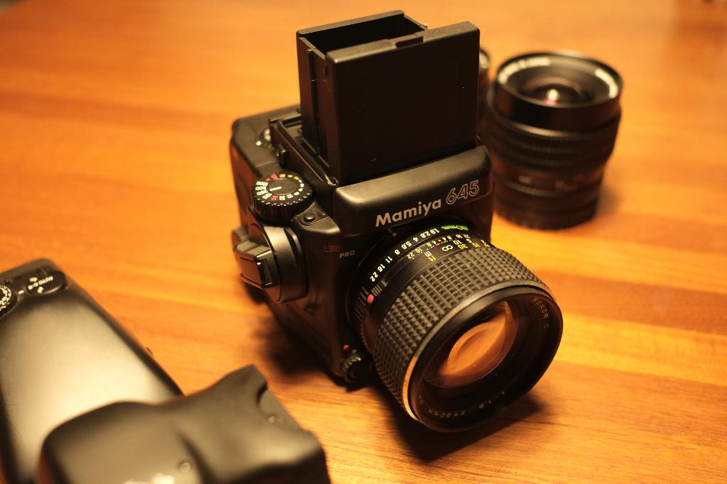 Mamiya 645 Pro + 80MM F1.9 (Mint Conditie) veel acc., Ophalen of Verzenden, Zo goed als nieuw, Spiegelreflex, Overige Merken