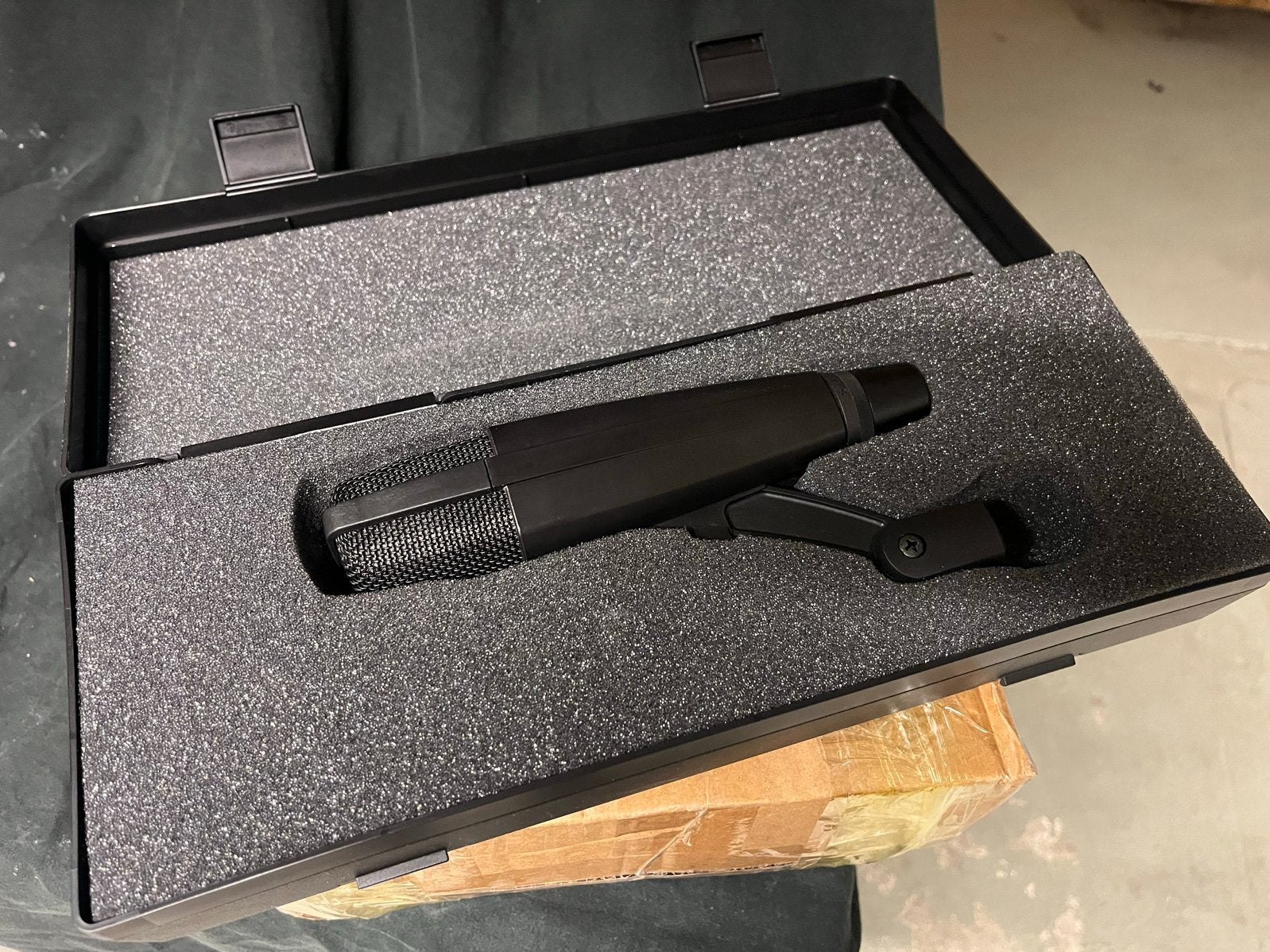 Sennheiser MD 421 II Microfoon zgan, Muziek en Instrumenten, Ophalen of Verzenden, Zo goed als nieuw, Instrumentmicrofoon