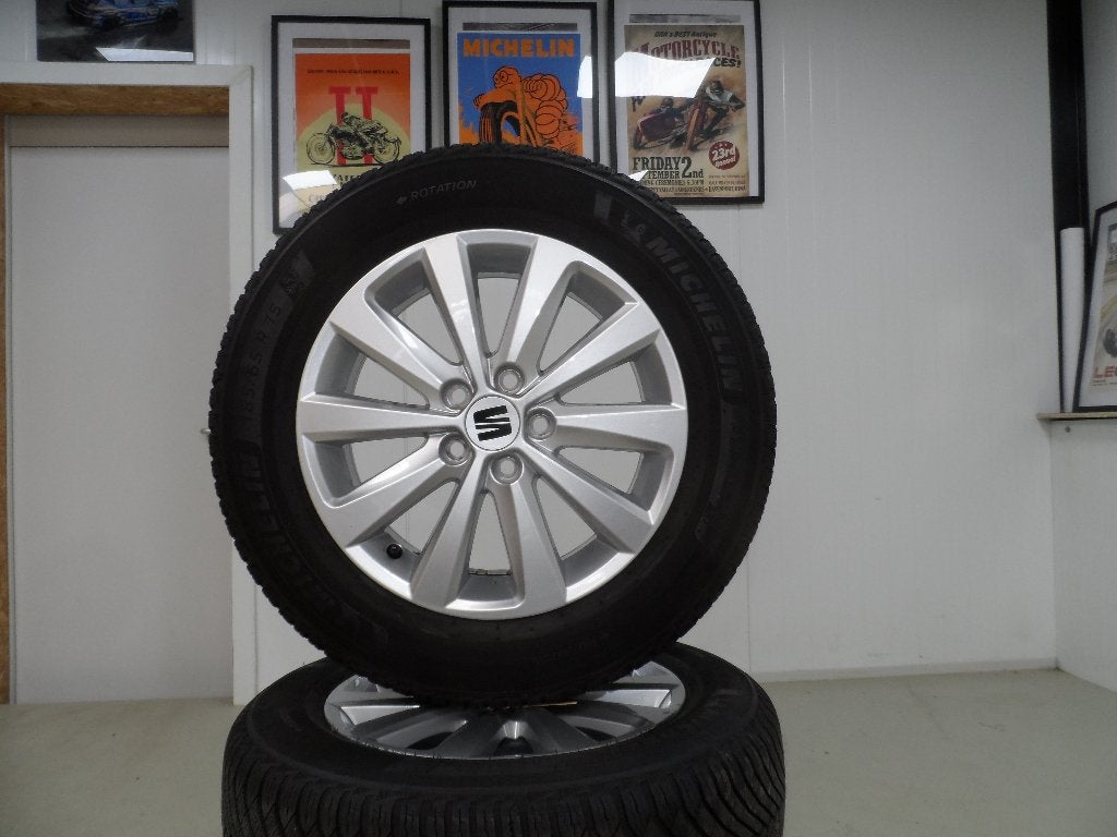 15 inch Seat Ibiza origineel winter set met Michelin banden, Auto-onderdelen, Gebruikt, 15 inch, Personenwagen, Seat