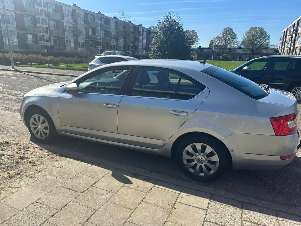 Skoda Octavia 1.4 TSI 103KW 2013 Grijs, Auto's, Skoda, Voorwielaandrijving, Stof, Zwart, 4 cilinders