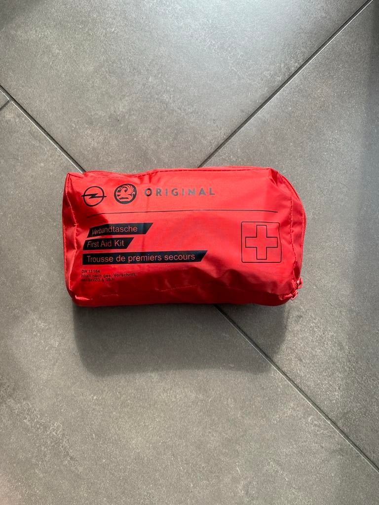 Verbandtas First Aid Kit Auto Caravan Motor Opel Origineel, Ophalen of Verzenden, Nieuw