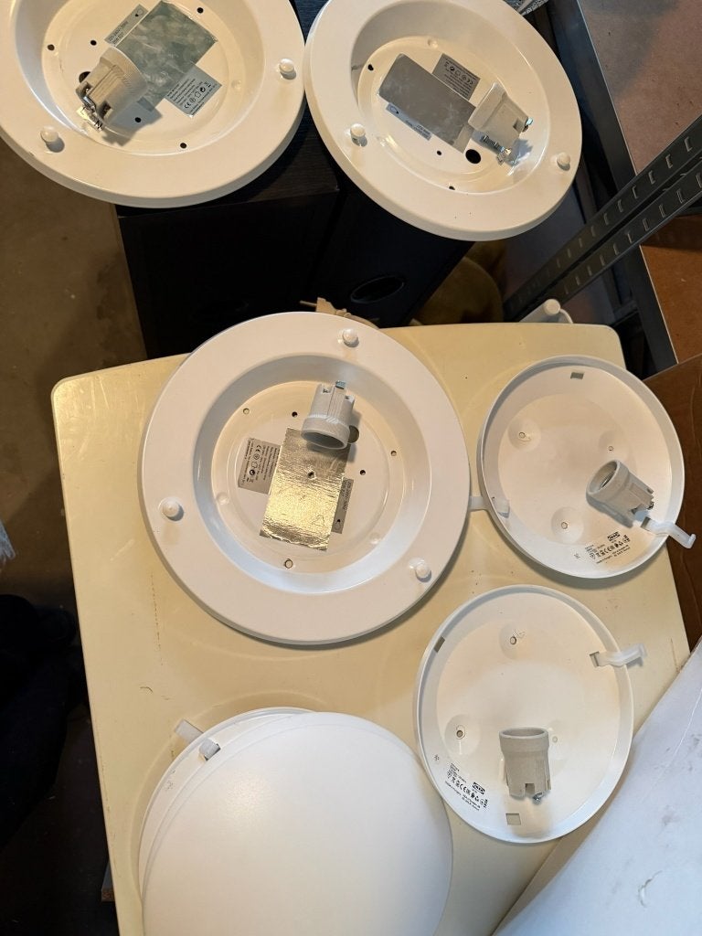 IKEA plafondlampen wit rond 6 stuks E27, Ophalen of Verzenden, Gebruikt, Kunststof