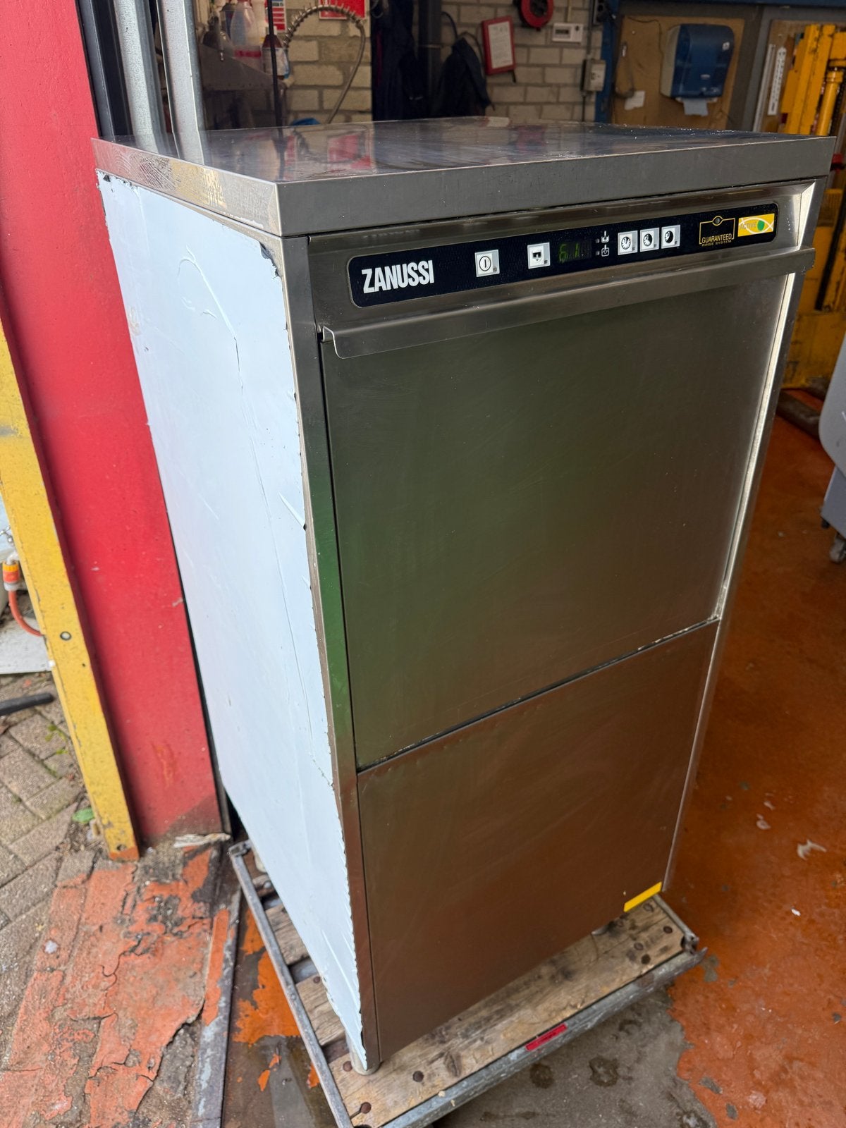 Zanussi horeca rvs Vaatwasser staandmodel voorlader horeca, Gebruikt, 60 cm of meer, 22 liter of meer, Ophalen of Verzenden
