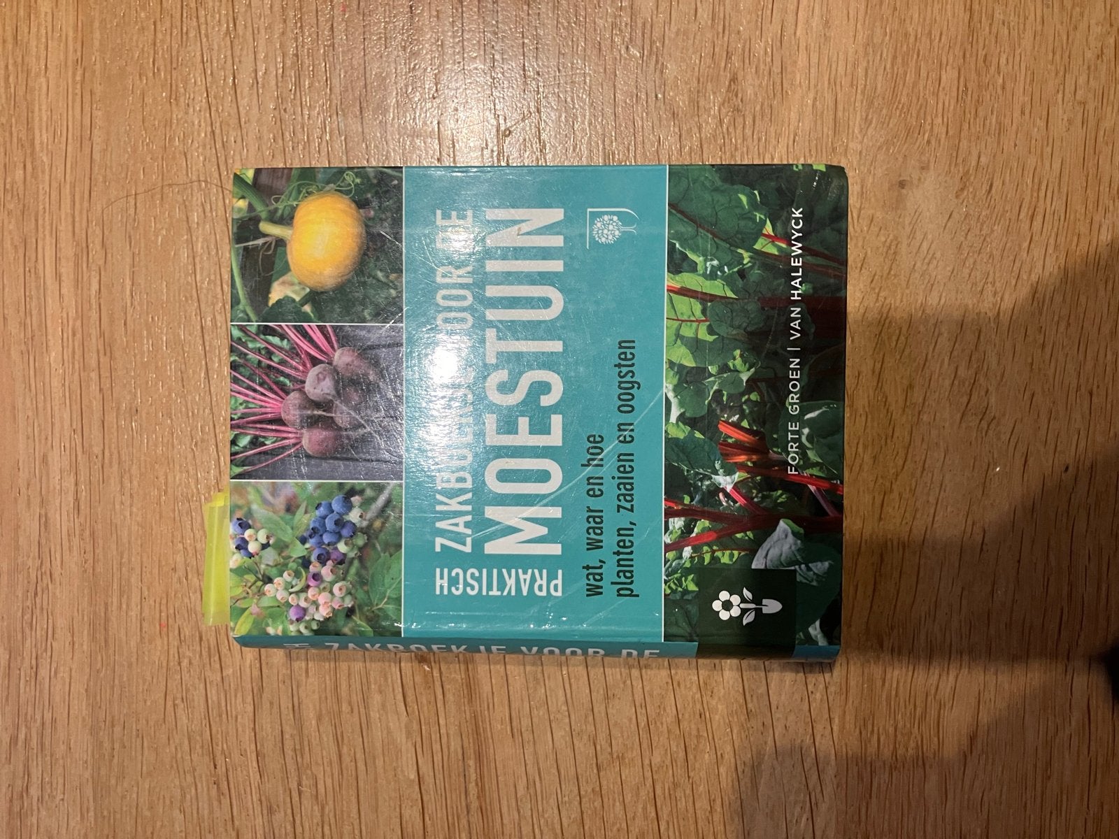 Zakboek voor de Moestuin: Praktisch tuinieren, Ophalen of Verzenden, Zo goed als nieuw, Moestuin