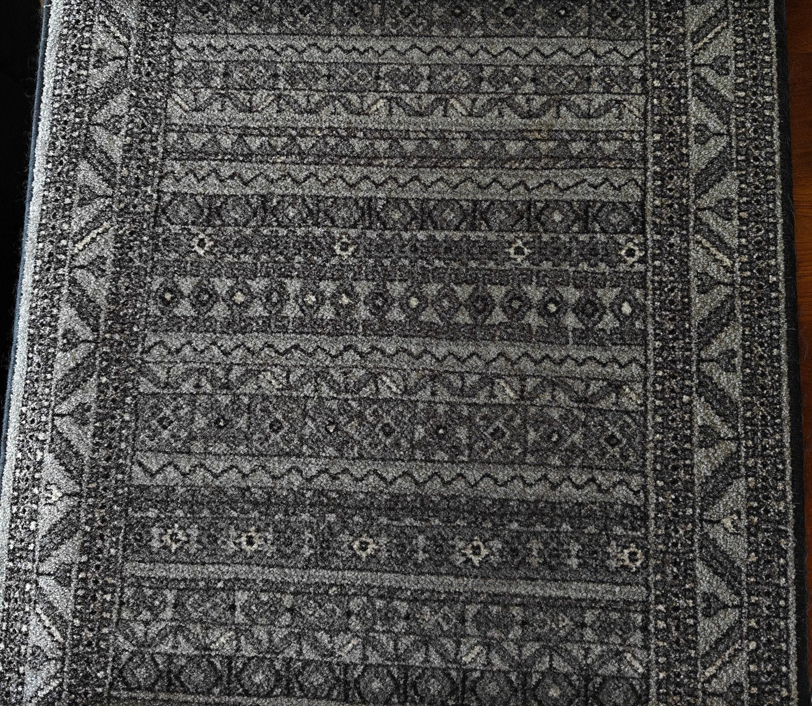 zgan loper van 715 cm bij 80 cm breef, Modern met patronen, 200 cm of meer, Zo goed als nieuw, Rechthoekig