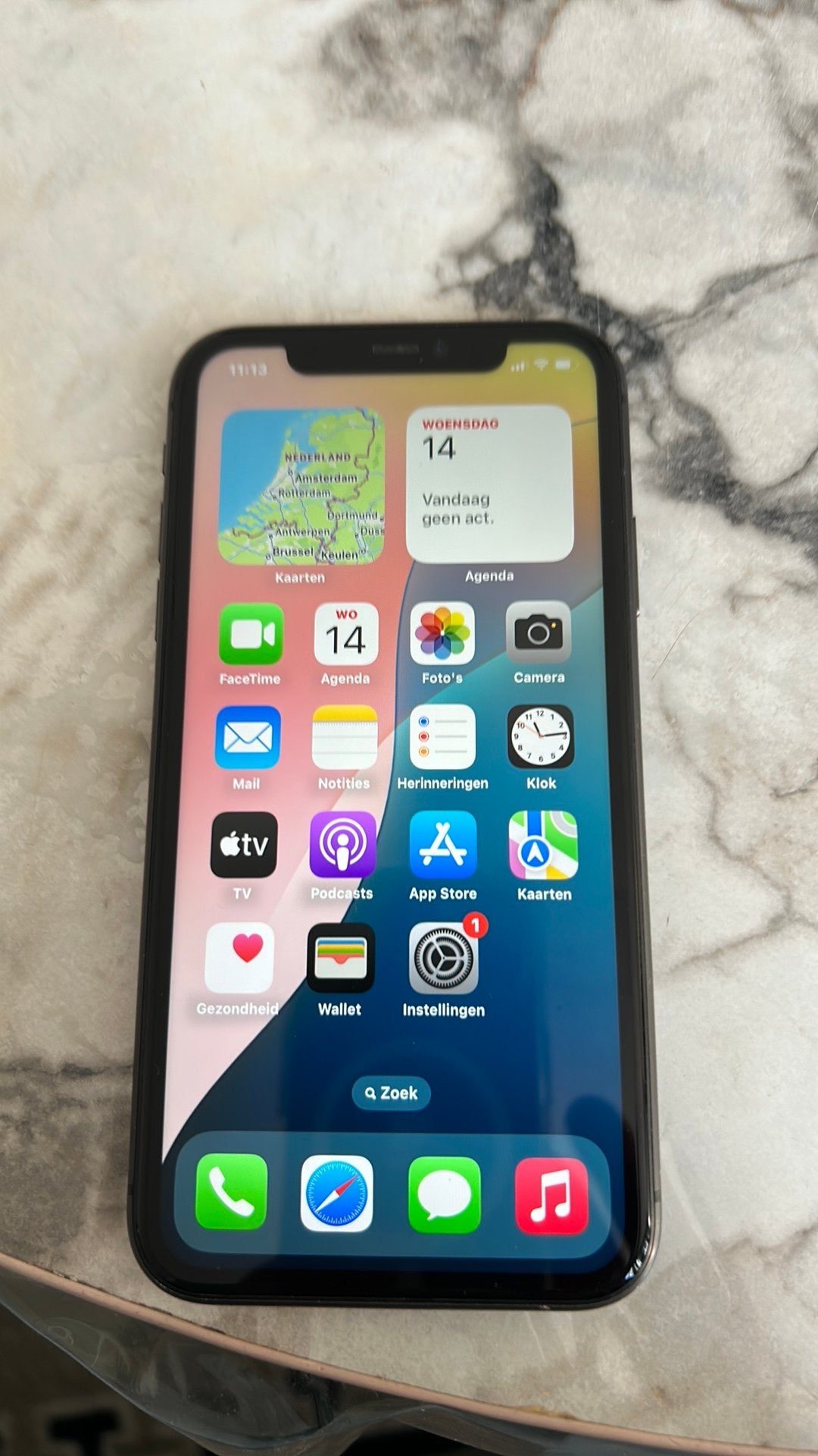 iPhone 11, Telecommunicatie, Zwart, Zo goed als nieuw, 64 GB, IPhone 11
