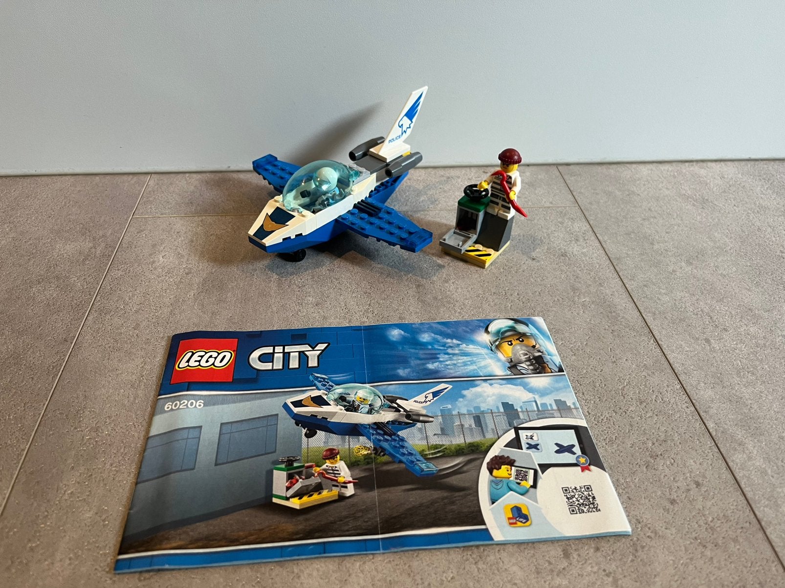 Lego city politie vliegtuig en boef met kluis, nr 60206, Ophalen of Verzenden, Gebruikt