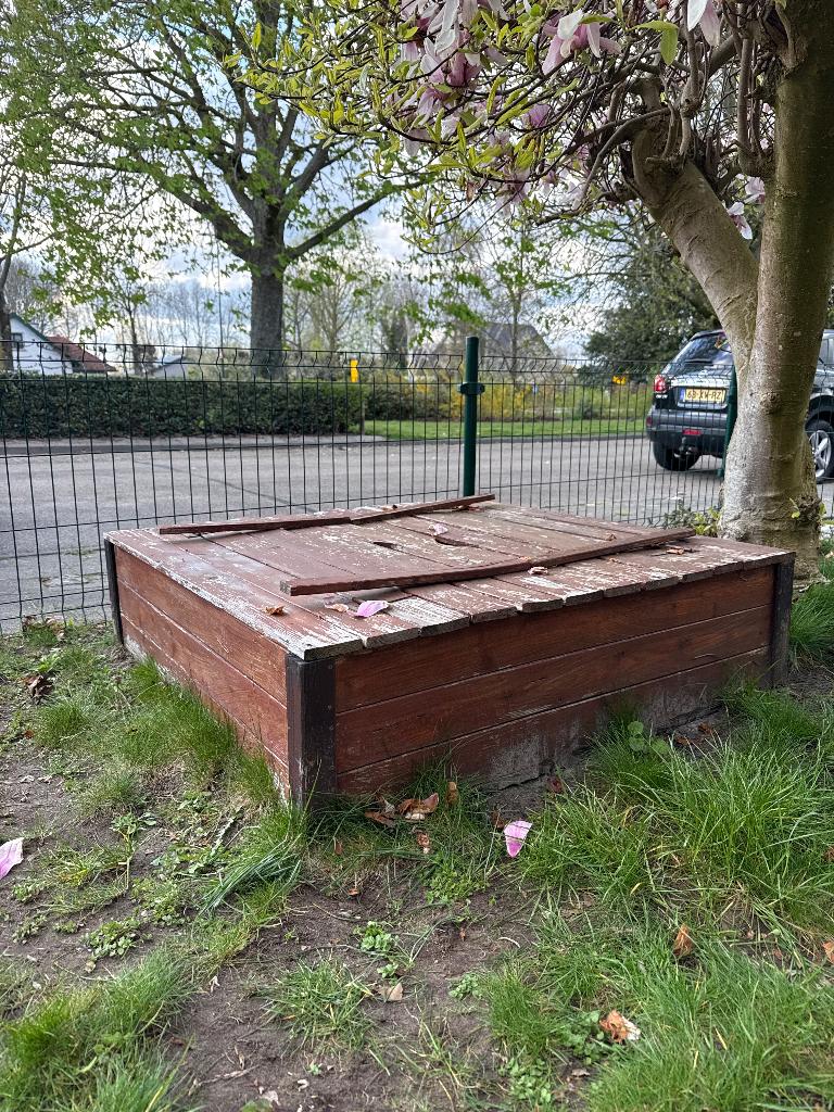 Gratis houten zandbak, Kinderen en Baby's, Speelgoed | Buiten | Zandbakken, Ophalen, Gebruikt