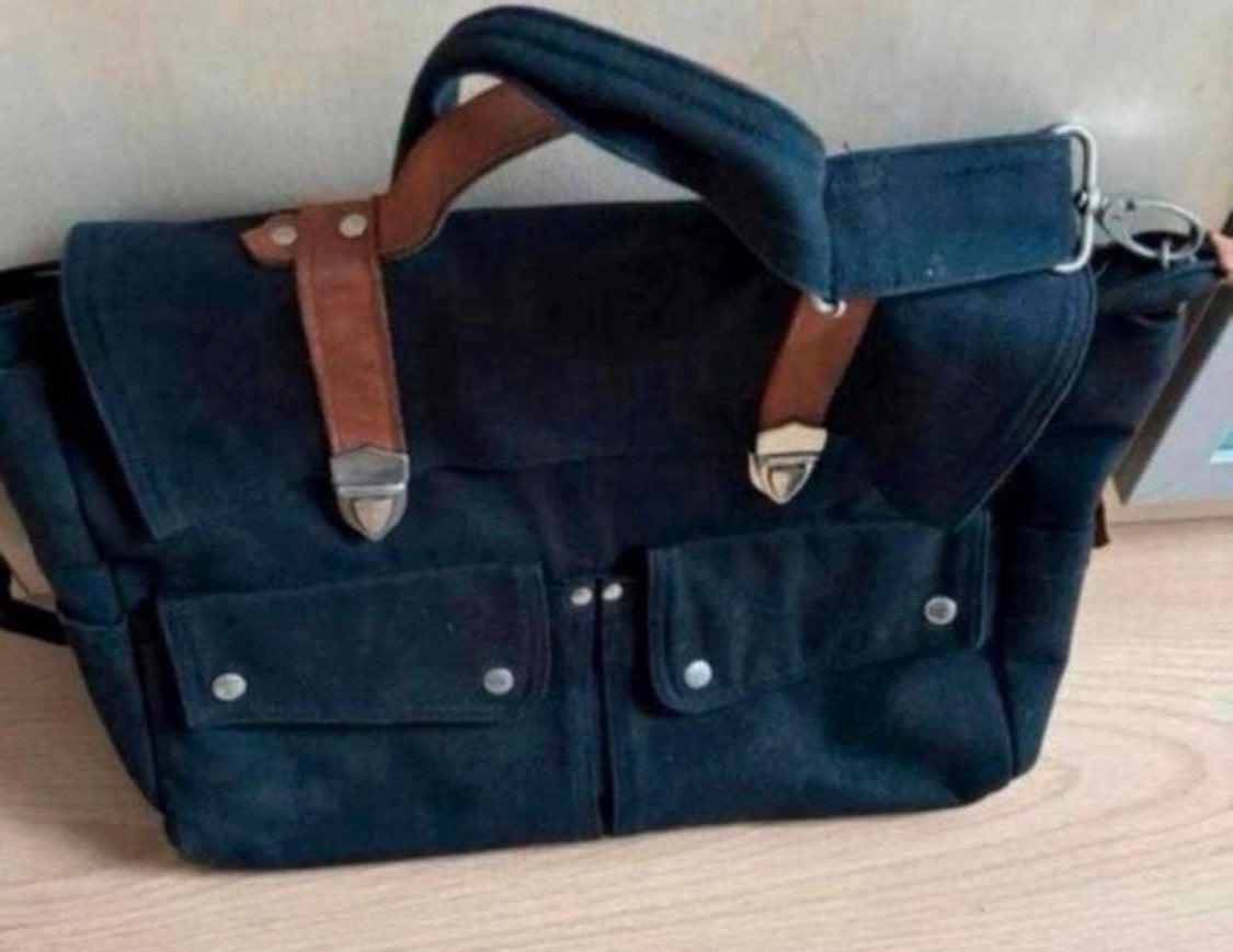 Messenger bag, Ophalen of Verzenden, Zo goed als nieuw, 40 tot 60 cm, Minder dan 35 cm