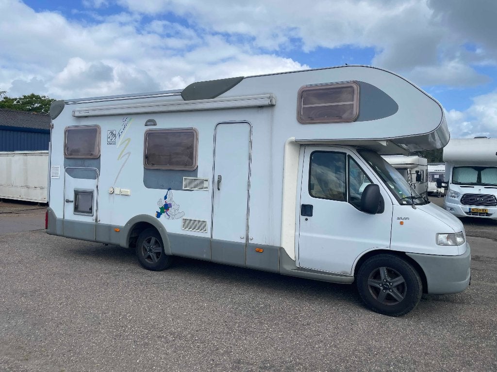 Knaus Suntraveler Camper 6 persoons, Chemisch toilet, Alkoof, Luifel, Afzuigkap