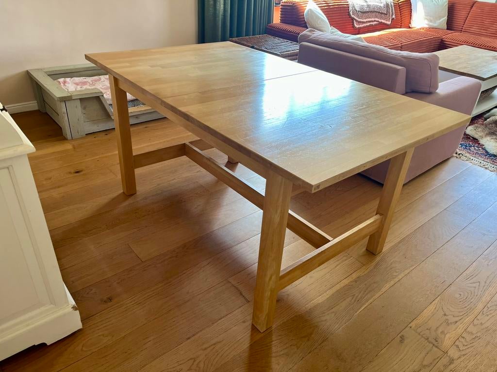 Degelijke houten Ikea tafel met stevig onderstel, Huis en Inrichting, Tafels | Eettafels, Ophalen, Gebruikt, 50 tot 100 cm, Vijf personen of meer