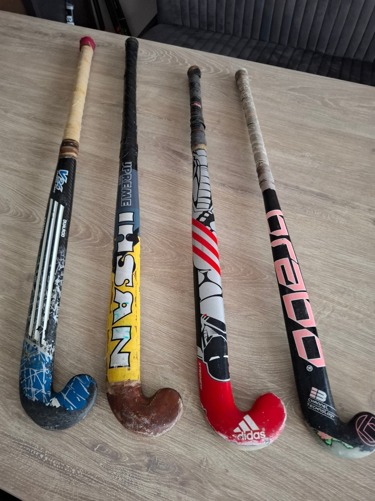 4 gebruikte hockeysticks, diverse lengtes, Ophalen, Gebruikt