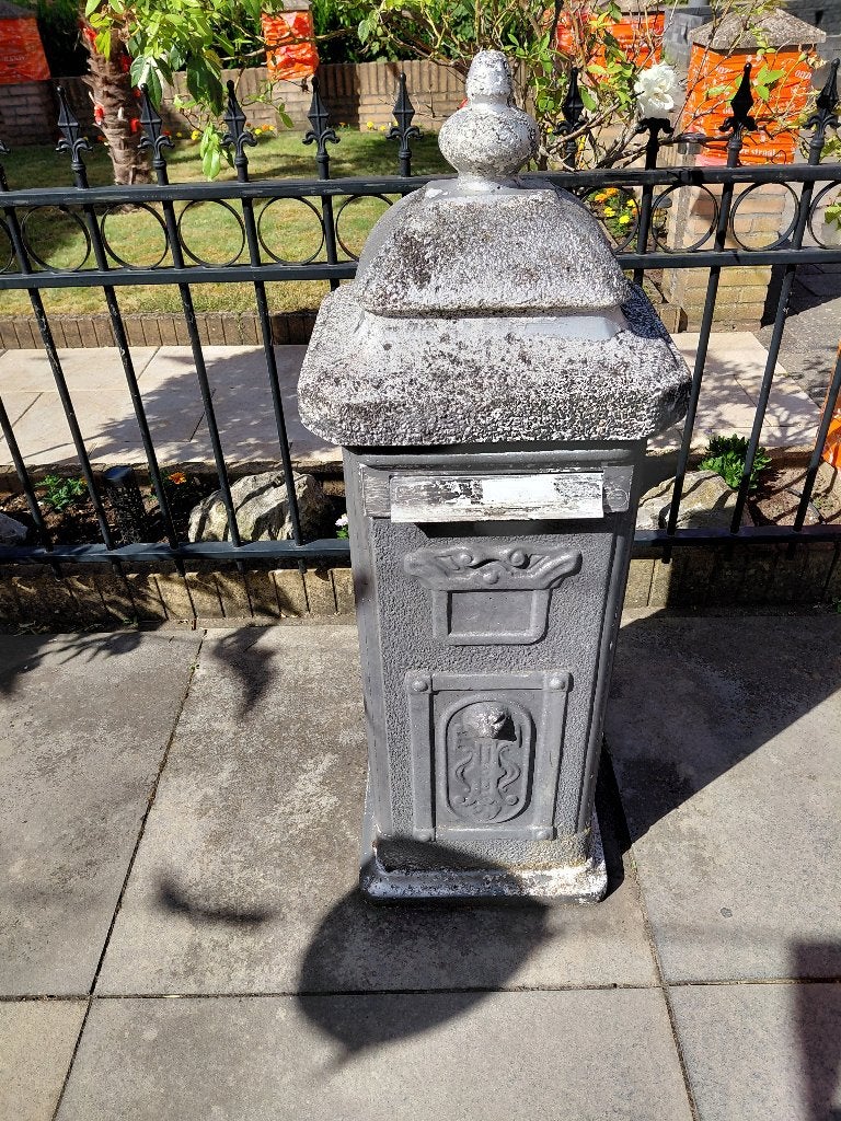 Betonnen brievenbus, Tuin en Terras, Ophalen, Gebruikt, Beton, Staande brievenbus