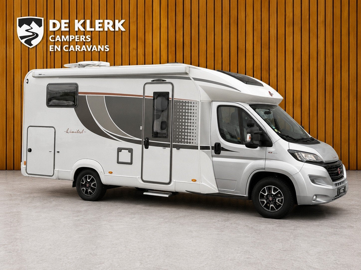 Bürstner Lyseo T690G Limited / Gratis Stalling (bj 2020), Caravans en Kamperen, Hordeur, Tot en met 2, 6 tot 7 meter, Bedrijf