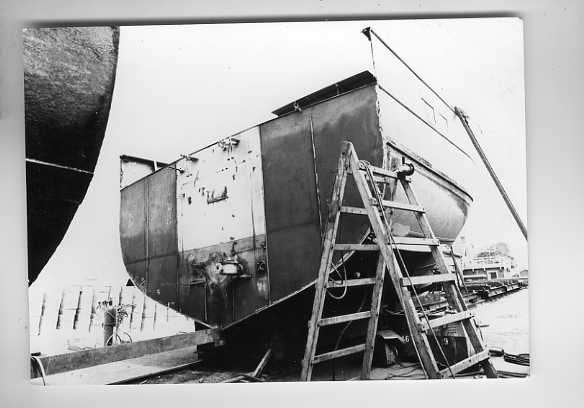 scheepvaart-foto-ZAANDAM?-werf, Ophalen of Verzenden, Zo goed als nieuw, Motorboot, Boek of Tijdschrift