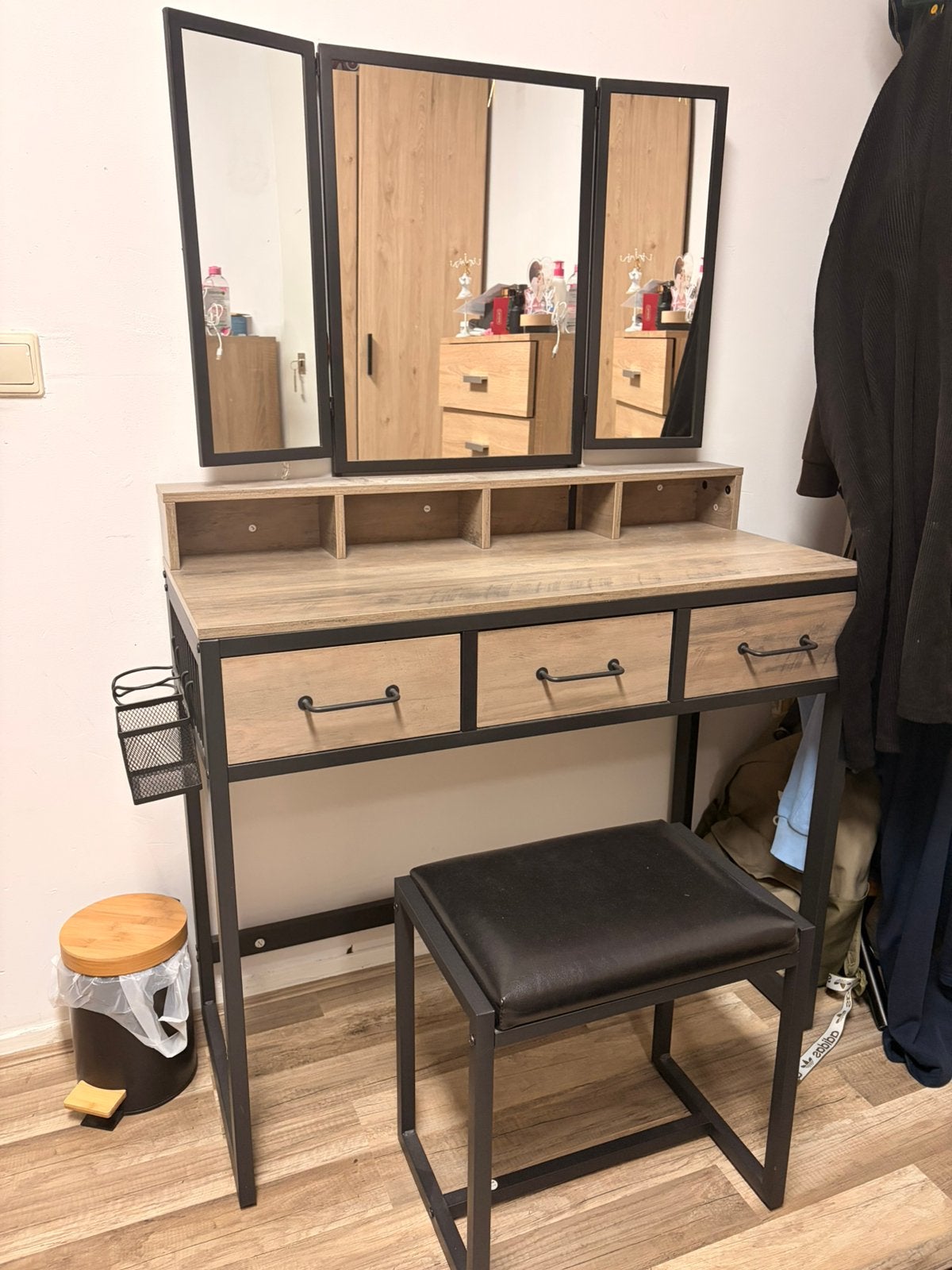 Kaptafel met stoel, Ophalen, Zo goed als nieuw