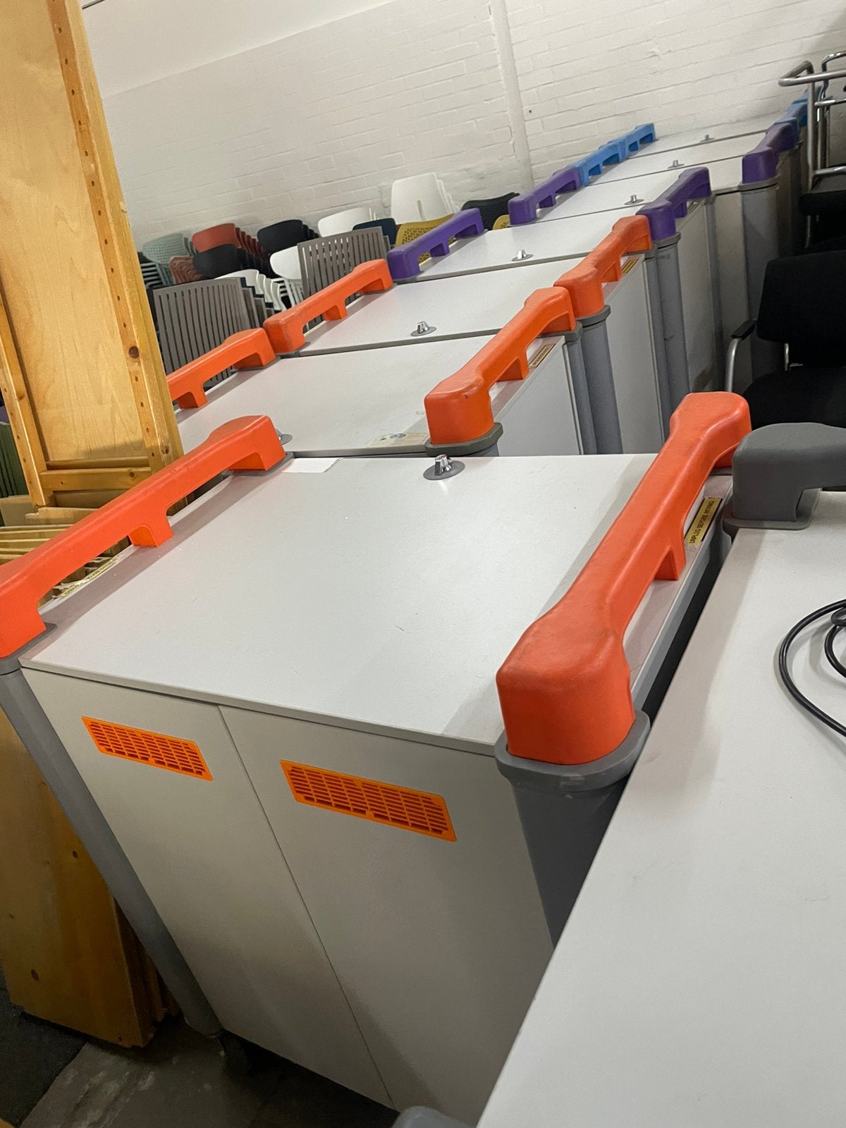 8x Lapcabby Laptop Kast Gratis, Ophalen, Gebruikt, X, X