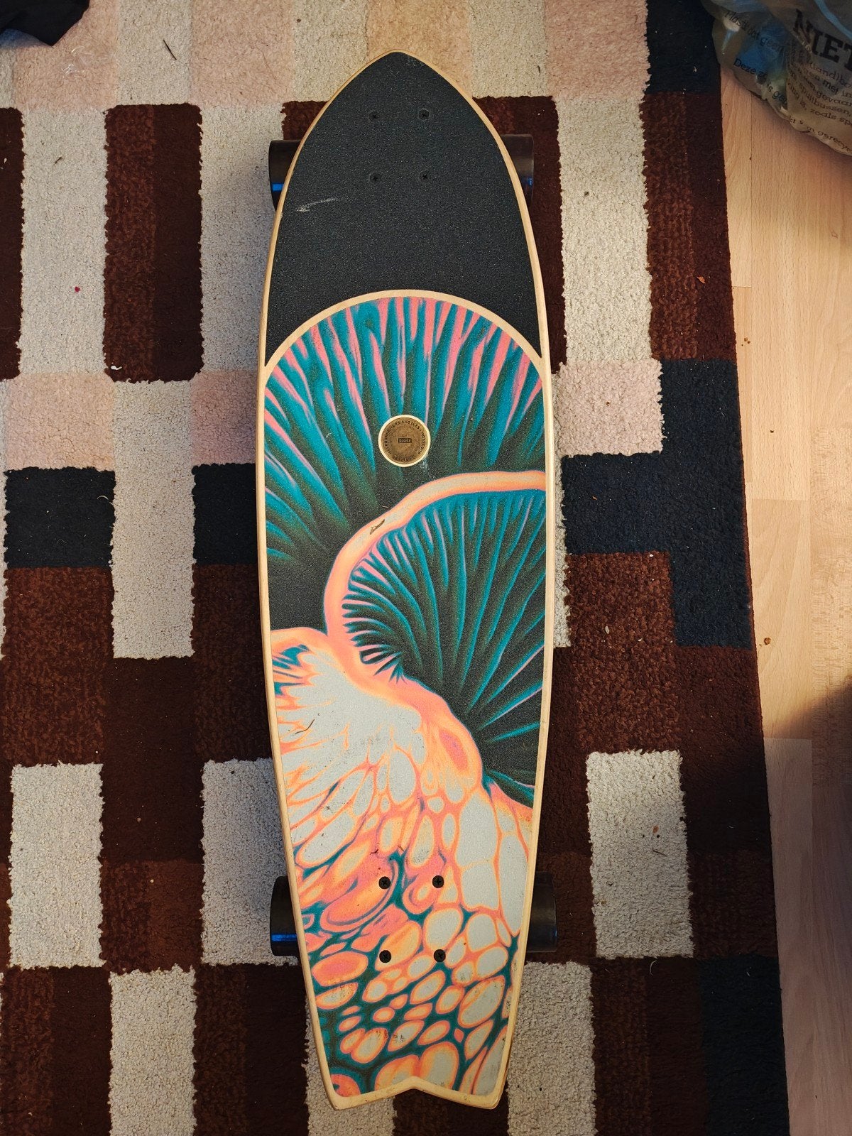 Globe Skateboard met uniek paddenstoel design, Ophalen of Verzenden, Zo goed als nieuw, Skateboard