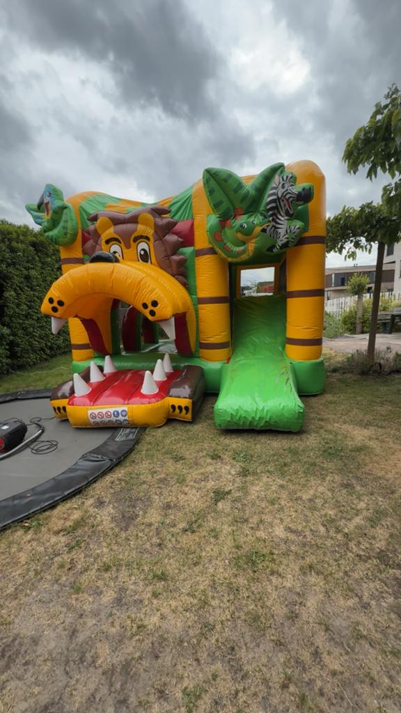 Springkussen te huur, Ophalen of Verzenden, Zo goed als nieuw, Verjaardag