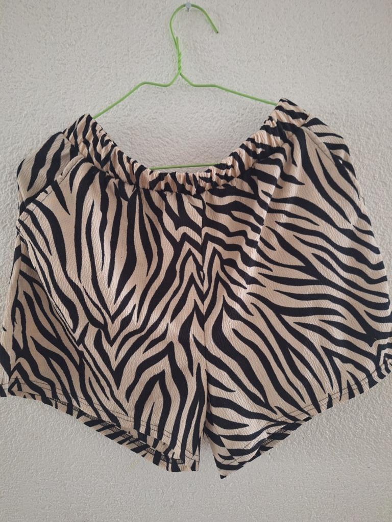 JDY Zebraprint Shorts Maat M, Kleding | Dames, Broeken en Pantalons, Maat 38/40 (M), Kort, Beige, Ophalen of Verzenden