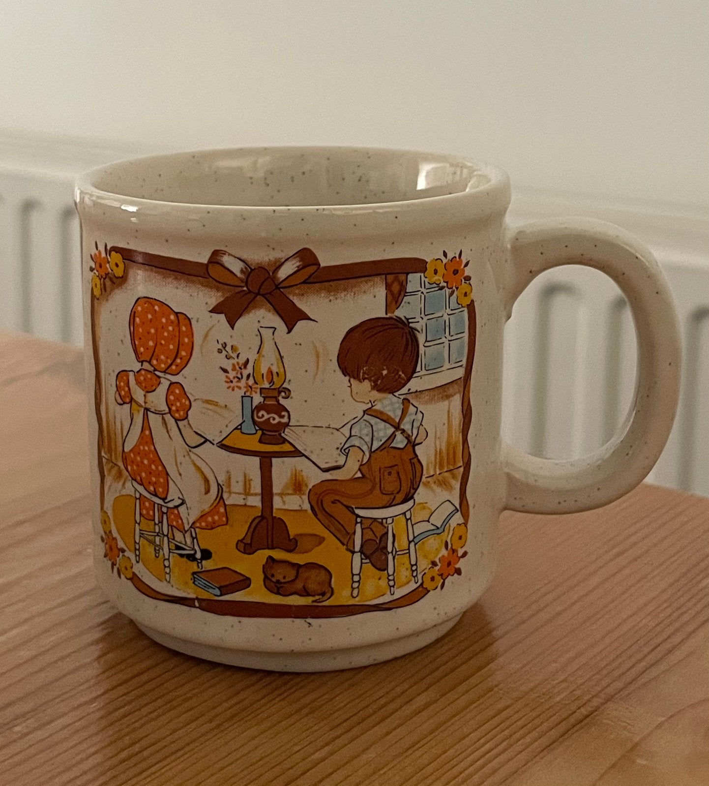 Vintage keramische mok, Sarah Kay/Holly Hobbie stijl, Ophalen of Verzenden, Zo goed als nieuw, Overige stijlen, Kop(pen) en/of Schotel(s)