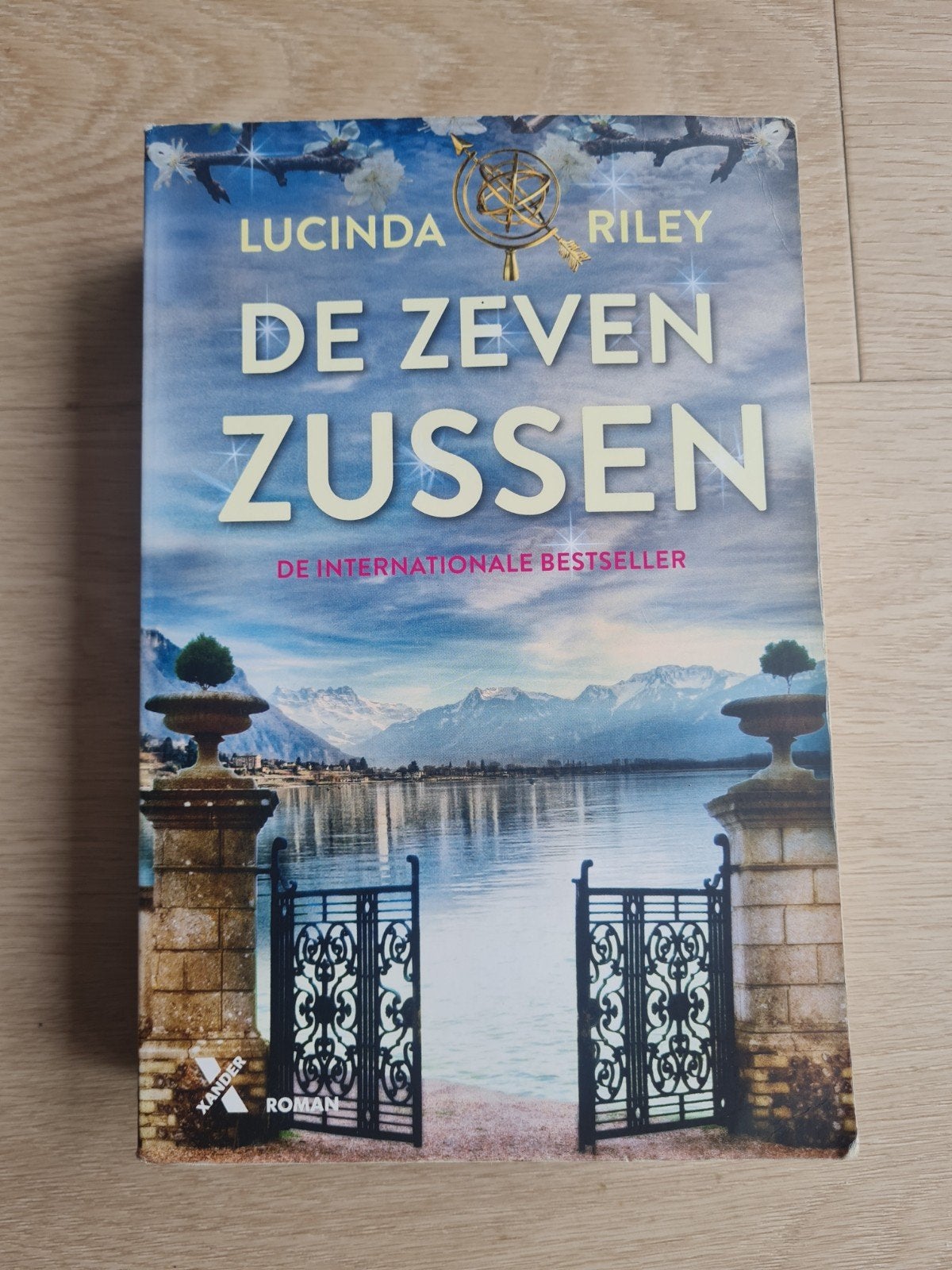 De Zeven Zussen - Lucinda Riley (Internationale Bestseller), Ophalen of Verzenden, Zo goed als nieuw, Lucinda Riley, Nederland