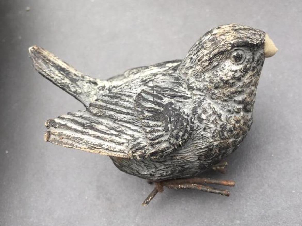 Antiek vogeltje beeld met ijzeren potten design, Ophalen, Gebruikt, Dier