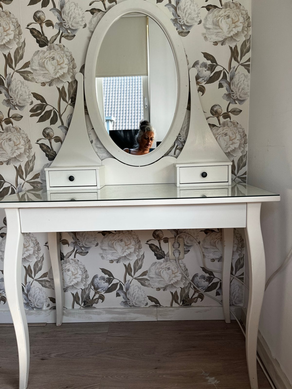 Ikea Witte kaptafel met spiegel en lades, Ophalen, Gebruikt, Hout, 100 tot 150 cm