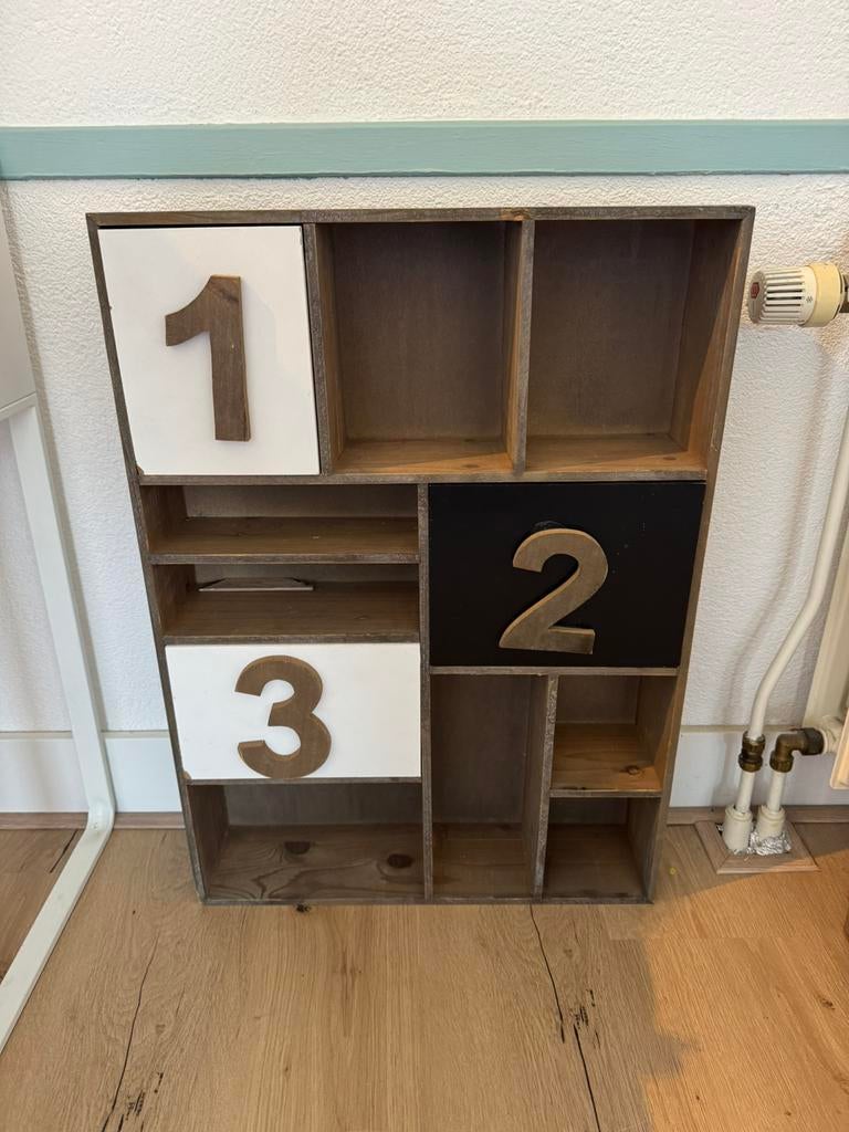 Leuk kasje, Ophalen, Zo goed als nieuw, Minder dan 150 cm, Minder dan 100 cm