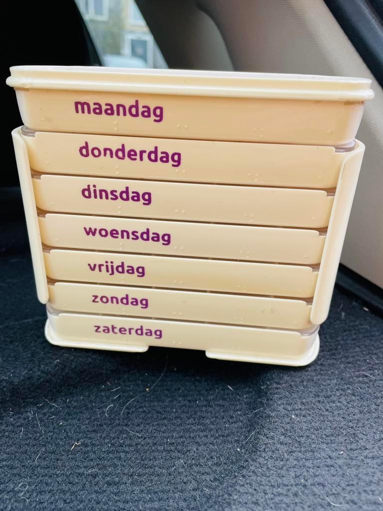 Pillen doos en medica doos baxterrol, Ophalen, Zo goed als nieuw