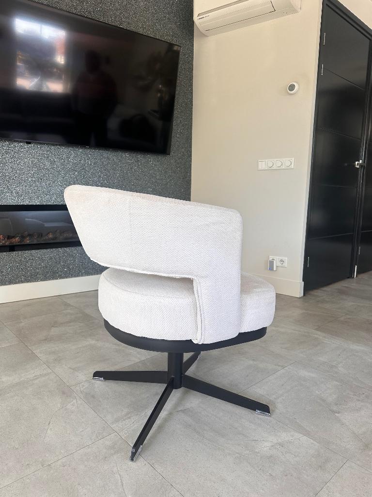 Moderne draaifauteuil / lounge stoel (4 stuks), Ophalen, 75 tot 100 cm, Zo goed als nieuw, Stof