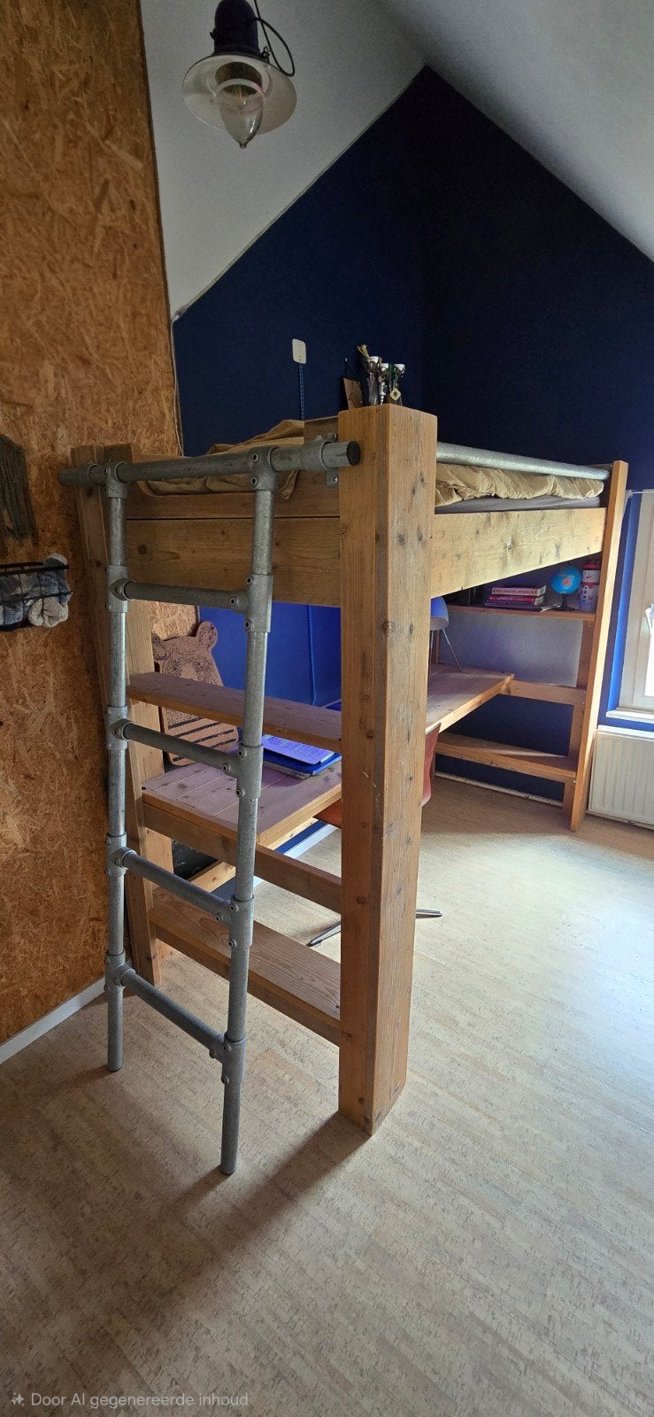 Hoogslaper met Bureau 
​, Ophalen, Gebruikt, Hoogslaper