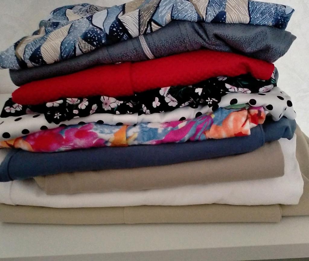 Nieuw en bijna nieuw! Pakket dameskleding maat 50/52., Kleding | Dames, Ophalen of Verzenden, Zo goed als nieuw, Maat 46/48 (XL) of groter