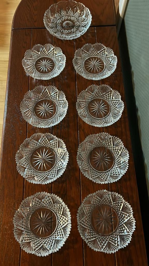 8 schoteltjes van glas en 1 grotere, Ophalen of Verzenden, Glas of Kopje