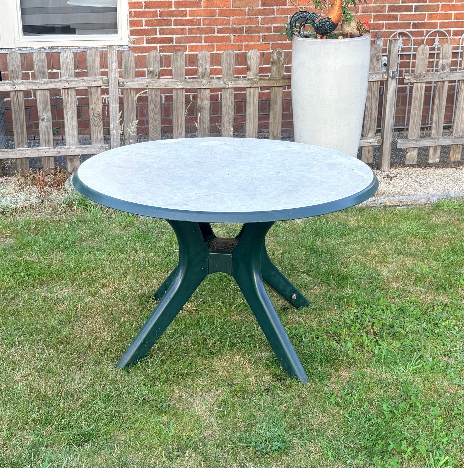 Ronde Tuin Tafel - 115 cm doorsnee, Ophalen, Gebruikt, Rond, Kunststof