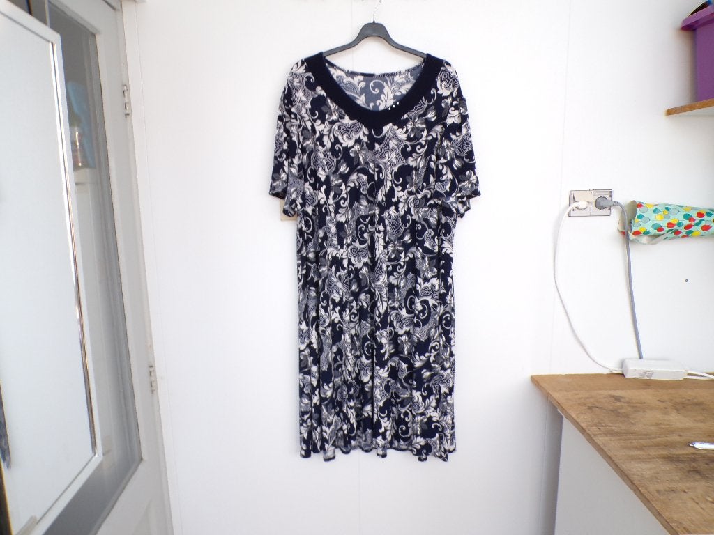 Donkerblauw/grijs/wit jurk Bam Mode 5XL - 56/58/60, Kleding | Dames, Meerkleurig, Jurk, Zo goed als nieuw, Nvt