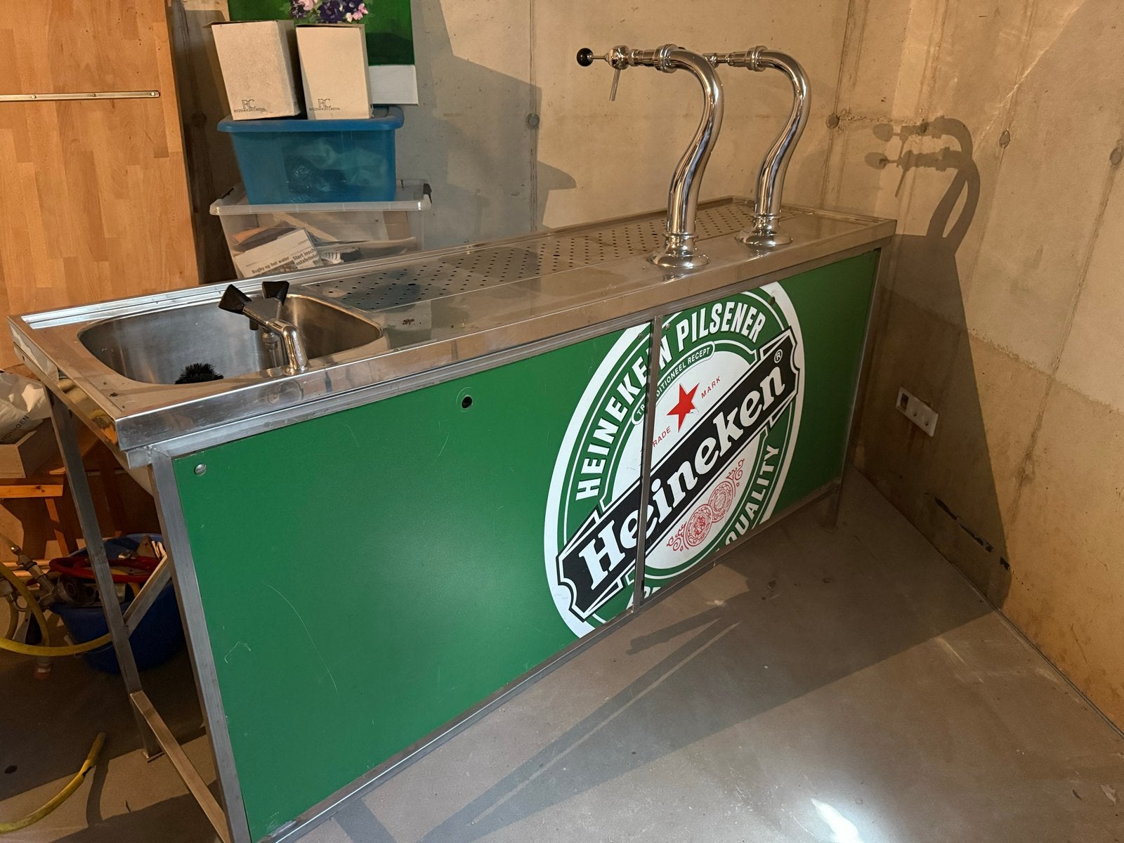 Heineken Tapinstallatie met twee kranen en spoelbak, Witgoed en Apparatuur, Thuistaps, Ophalen, Gebruikt