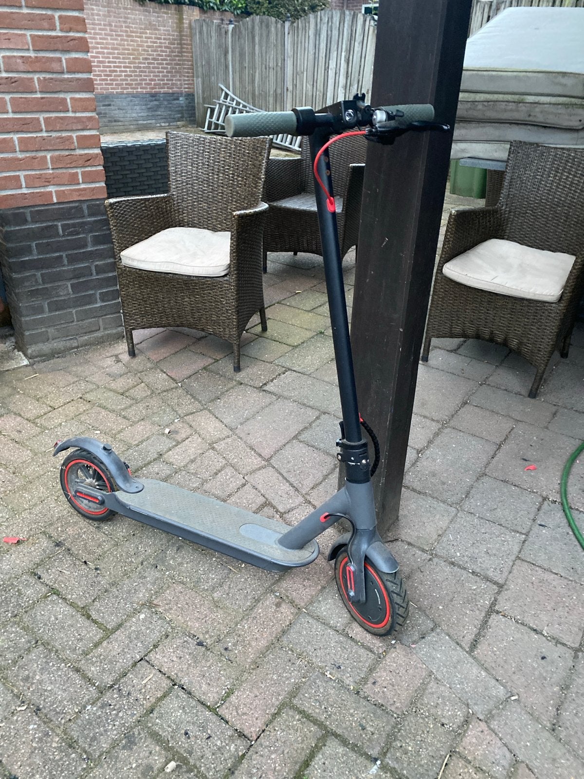 Elektrische step - banden lek, zonder lader, Ophalen of Verzenden, Gebruikt, Elektrische step (E-scooter)