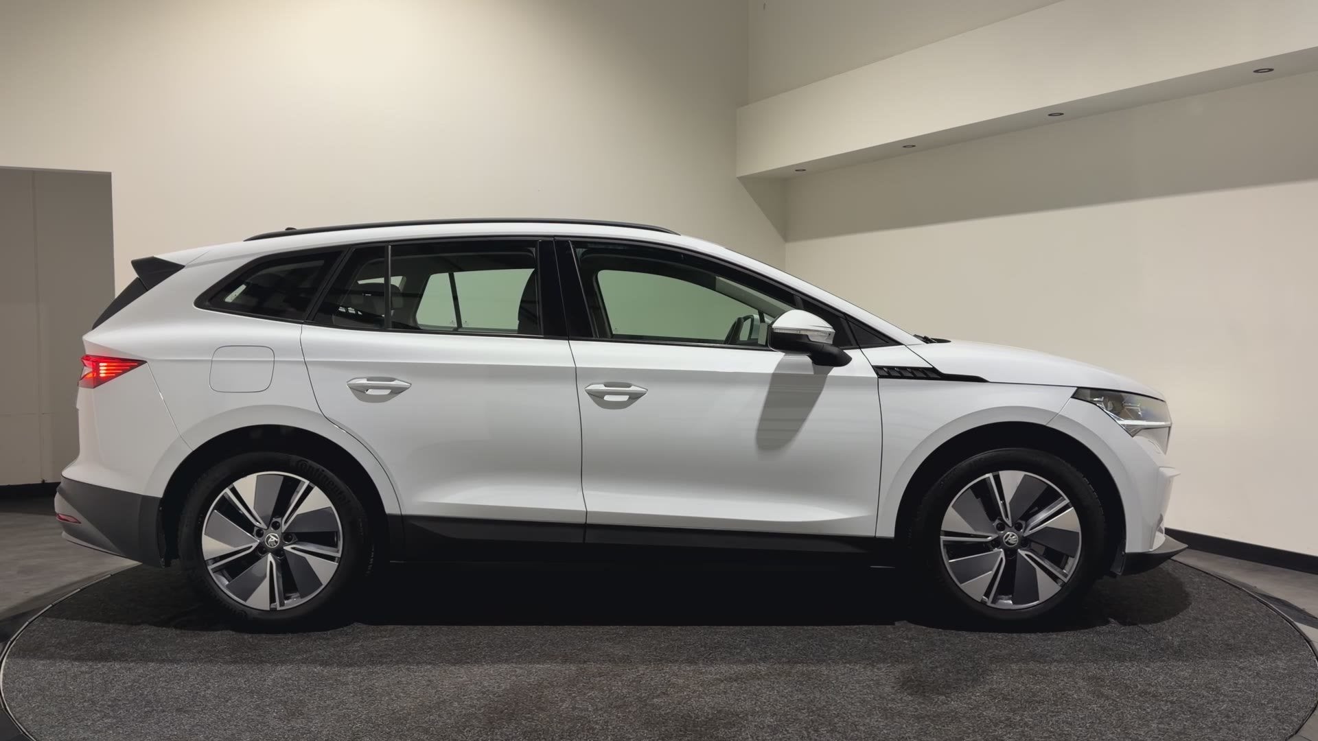 Skoda Enyaq iV 60 | Tot € 3.000 klantvoordeel* | SOH 93,9, Automaat, 390 km, Achterwielaandrijving, Gebruikt
