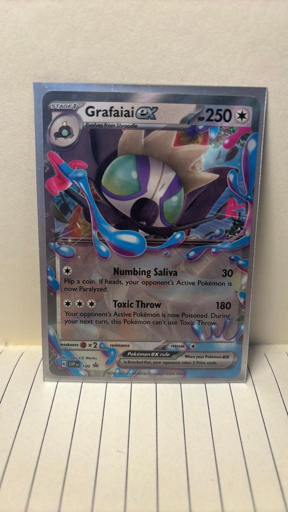 Grafaiai Ex 100 promo black star promo scarlet & violet, Ophalen of Verzenden, Nieuw, Boosterbox