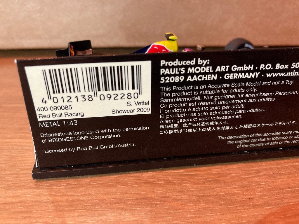 ✅ Sebastian Vettel 1:43 Showcar 2009 Red Bull Racing RB5, Ophalen of Verzenden, Nieuw, Formule 1