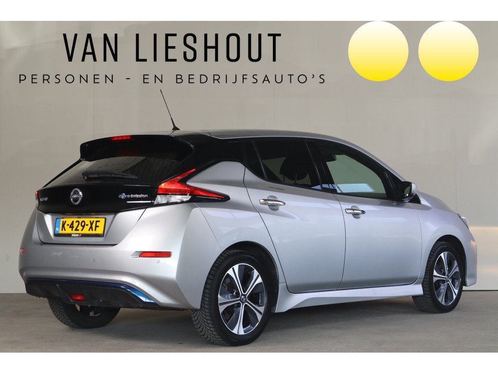 Nissan Leaf N-Connecta 40 kWh - NL- Auto! Stoel+Stuurverw. I, Auto's, Nissan, Stof, Gebruikt, Origineel Nederlands, 363 min