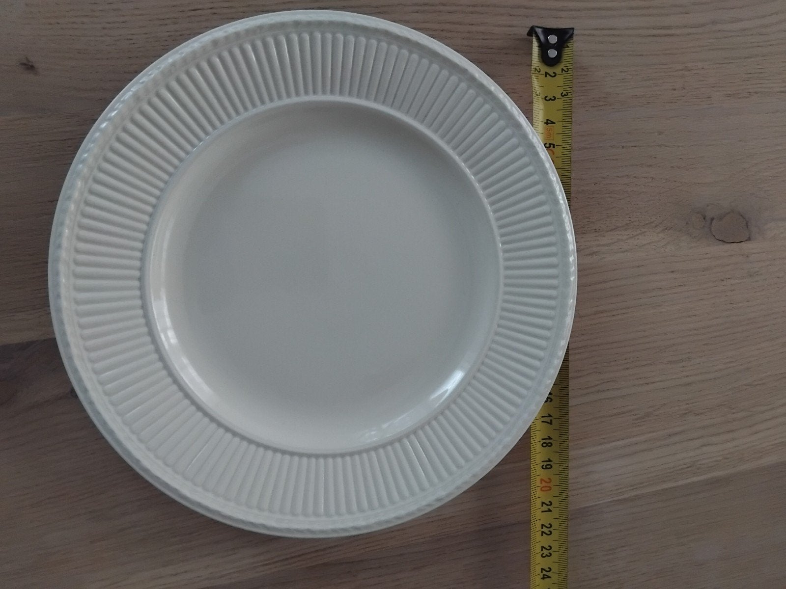 8 Wedgwood Edme borden 20 cm, Huis en Inrichting, Ophalen, Klassiek, Zo goed als nieuw, Bord(en)