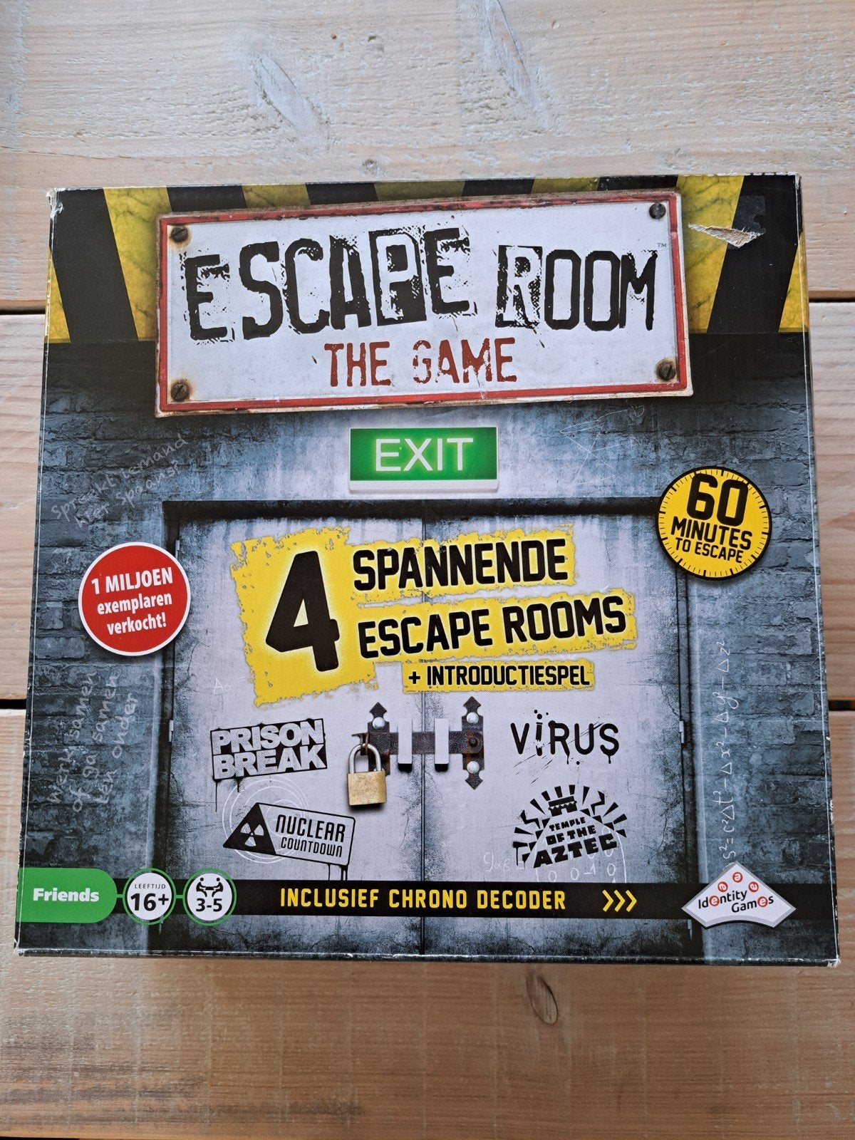 Escape Room The Game - 4 Spannende Escape Rooms, Drie of vier spelers, Ophalen of Verzenden, Zo goed als nieuw, Identity Games