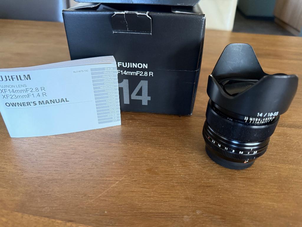 Fujifilm Fujinon XF 14mm, Ophalen, Zo goed als nieuw, Standaardlens