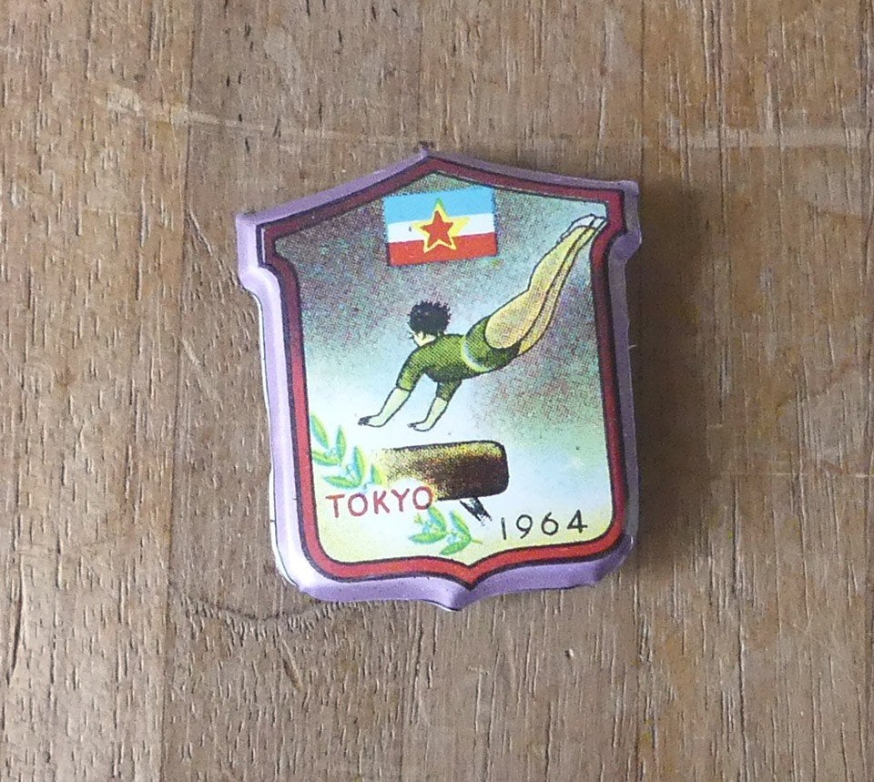 Tokyo 1964 Olympische Spelen speldje, Ophalen of Verzenden, Gebruikt, Overige sporten, Overige typen