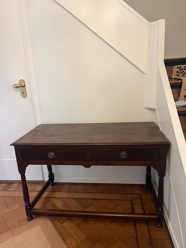 Engelse eiken sidetable, Ophalen