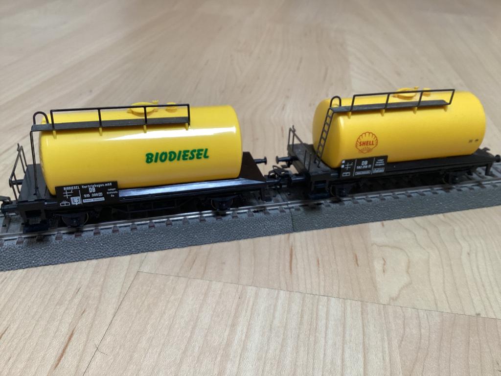 Marklin H0 2 ketelwagens Shell en Biodiesel, Wisselstroom, Wagon, Ophalen of Verzenden, Zo goed als nieuw