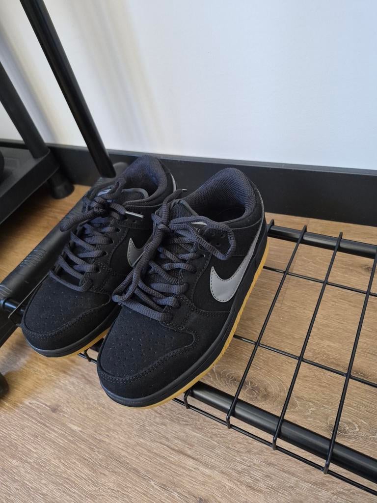 Nike Dunk Low SB Fog maat 38 nieuw, Kleding | Dames, Schoenen, Ophalen of Verzenden, Nieuw, Zwart, Sneakers of Gympen
